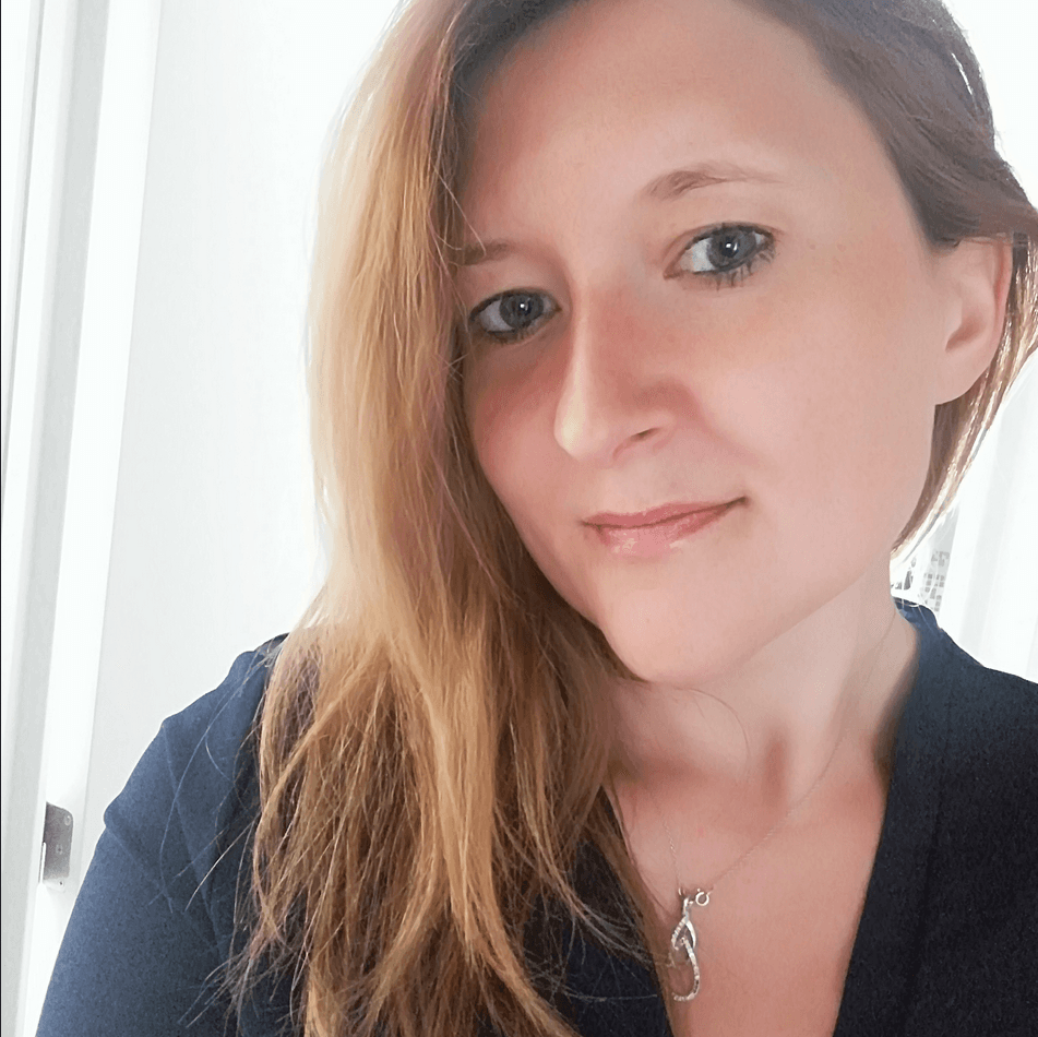 AMÉLIE BOUVÉ